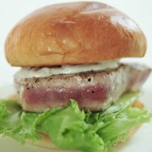 道格鮪魚牛排漢堡