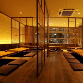 清潔感溢れる店内でゆったりお食事を。
