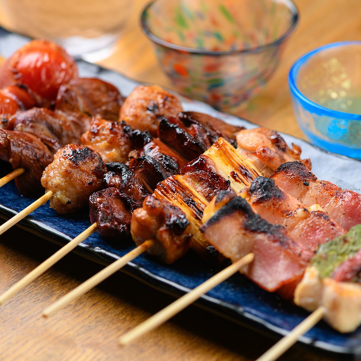 A charcoal-grilled chicken restaurant with delicious wine♪ All-you-can-drink courses start at 5,000 JPY (incl. tax)
