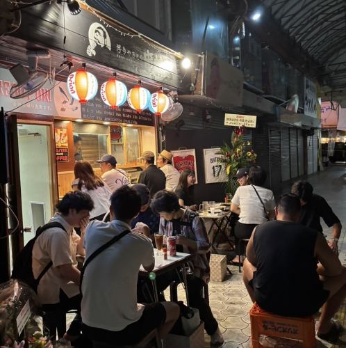 Casual counter seats