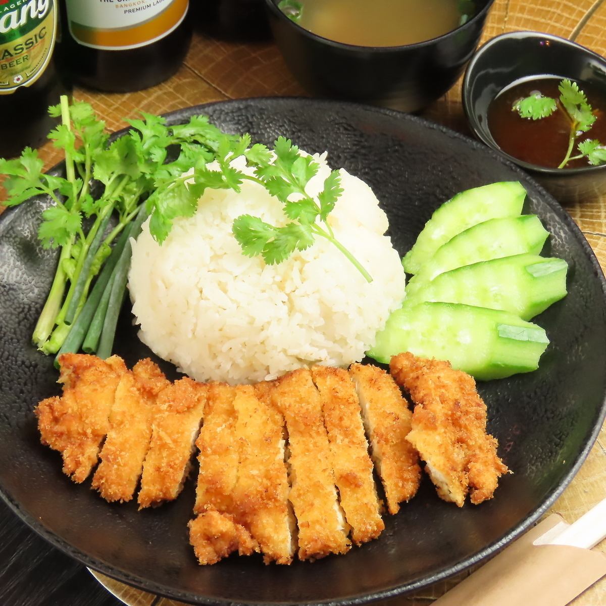 We are currently offering a great value lunch! Free drinks are also available.