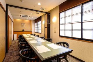 【完全個室】テーブル席（4～8名様×2部屋）ゆっくりと過ごせる個室。