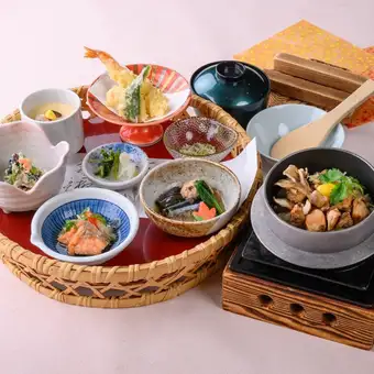 [Lunch Only] Seasonal Flower Basket Set Meal