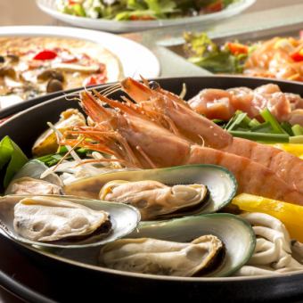 【海鮮アラビアータ鍋コース】新鮮な魚介と野菜を入れて楽しむコース
