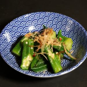 高汤腌制秋葵