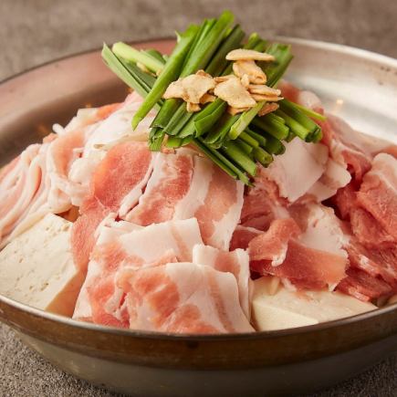 [Miyabi Course] Great value for money ◎ Perfect for parties ◎ 2 kinds of fresh fish sashimi and pork bone hotpot ♪ 2 hours all-you-can-drink, 8 dishes in total, 3,500 yen