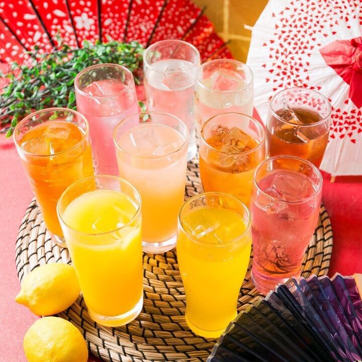 川西駅スグにOPEN。各種宴会にオススメの個室席もご用意。