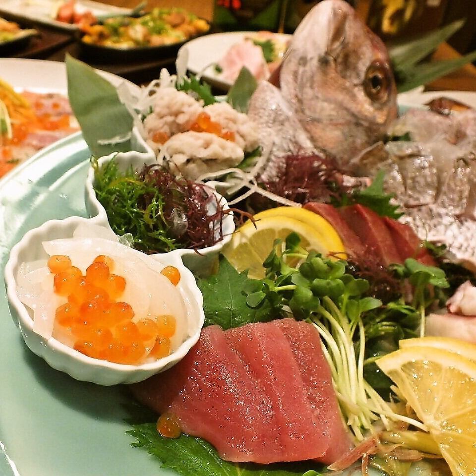 川西駅スグにOPEN。各種宴会にオススメの個室席もご用意。