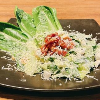 自家製パンチェッタのシーザーサラダ