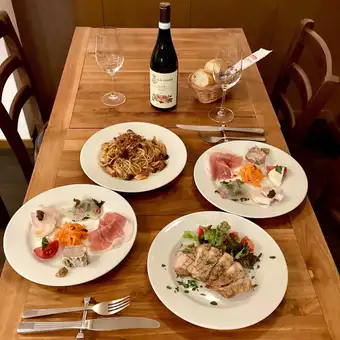 オススメ 【カジュアルコース＋ワイン飲み放題】パスタに国産豚ロースのグリル・デザートなど