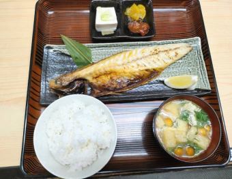 さんま塩焼定食/さば塩焼き定食