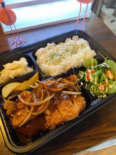 Pork cutlet with demi-glace sauce bento
