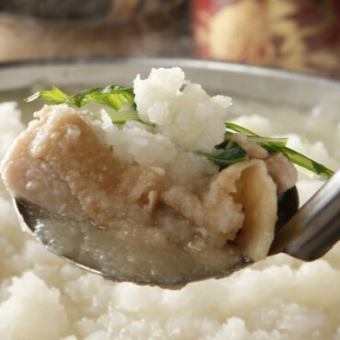大根一本分使用！地鶏のみぞれ鍋