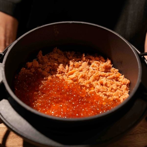 【南部鉄器で炊き上げる釜炊きご飯】