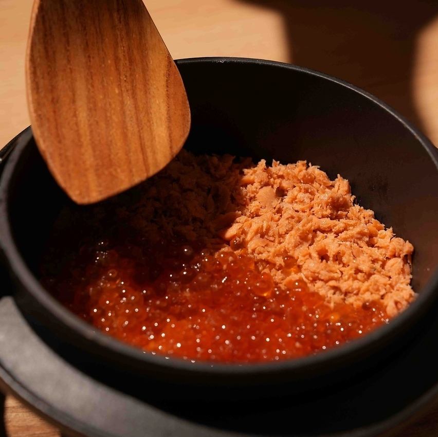 The rice cooked in a Nambu iron pot is a must-try dish.