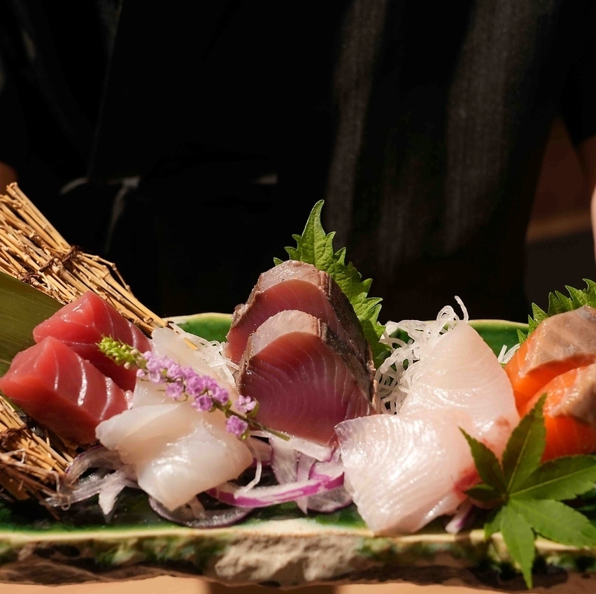 We source carefully selected seasonal fish.