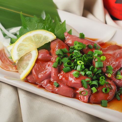 素材は産地を厳選して仕入れ。料理長が自身を持った素材でお料理をご提供させていただきます