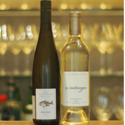 We offer a wide variety of white, red and rosé wines.