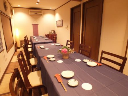 The second floor is a private room.Because it is a tatami mat, people with children can visit the store with confidence.