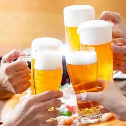 A wide selection of meat banquets with all-you-can-drink options.