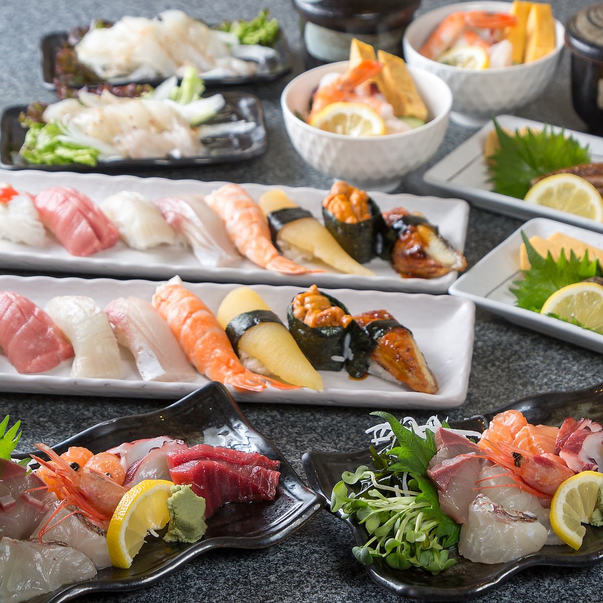 【十三で本格鮨】立ち呑みだけでなく掘りごたつ席で2Fテーブル席でゆったりお食事もOK