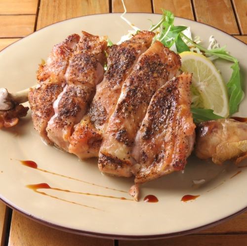 香川名物　骨付鶏