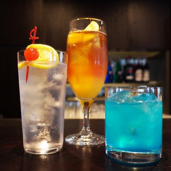 ≪ラインナップ豊富なドリンク≫お酒好きも唸る♪アルコールに弱くても楽しめる◎一体感あるディナーを満喫