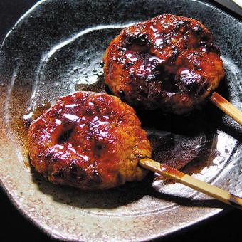 무언가가 들어간다.