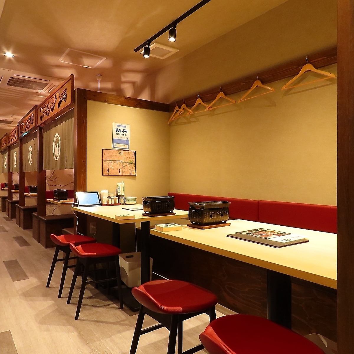 骨付鳥&焼鳥の種類豊富♪リーズナブルにお酒もお料理も楽しめる