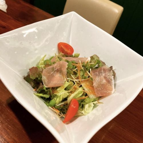 ちょっと多めのミニサラダ