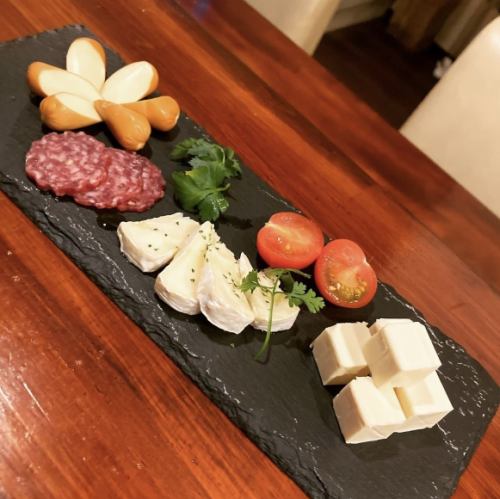 チーズ盛り合わせ