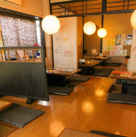 You can take off your shoes and relax in the sunken kotatsu seats!