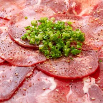 Standard Course ◆ From January ◆ All-you-can-eat Oboro beef tongue and Japanese black beef! 4,980 yen (excluding tax) (5,478 yen including tax)