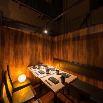 [2 to 50 people] We also have table seats that can be guided! Not only can you use it for various banquets, but you can also use it for a wide range of occasions, such as after work, everyday use, and girls' parties on dates.