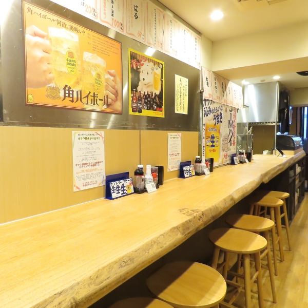 我们还提供各种烧酒和日本酒。下班后，或是和朋友小酌一杯，欢迎前来！非常适合水道桥站周边的公司宴会和酒会。