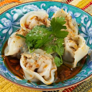 Lamb dumplings (6 pieces)