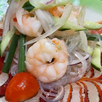 90 분 음료 무제한 플러스 3 품 초 부담 코스! 2 차회 이용에도!