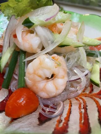 90 분 음료 무제한 플러스 3 품 초 부담 코스! 2 차회 이용에도!