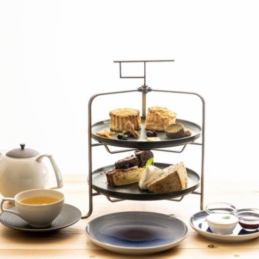 From 14:00 [Limited to 20 meals] Afternoon tea specializing in black tea