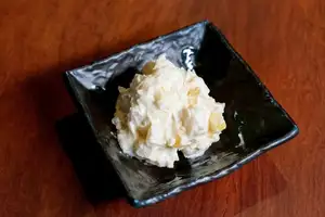 大白菜泡菜 / 泡菜 / 混合涼拌菜 / 馬鈴薯沙拉