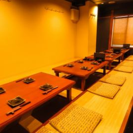 20 people × 1 table ※ 17 people or more please contact us by phone.(Because the interval between the seats narrows)