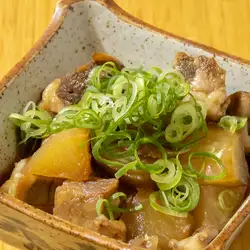 牛すじ煮込み