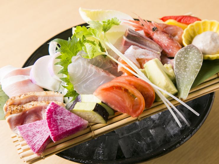 Sakatrina sashimi (1 serving)