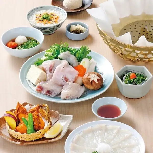 やっぱりコレ！てっさ(ふぐ刺し)・唐揚げ・てっちり(お鍋)のついた一番人気◎醍醐コース♪