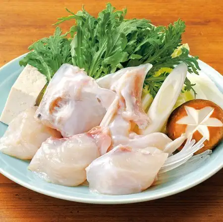 Extra-large fugu hot pot