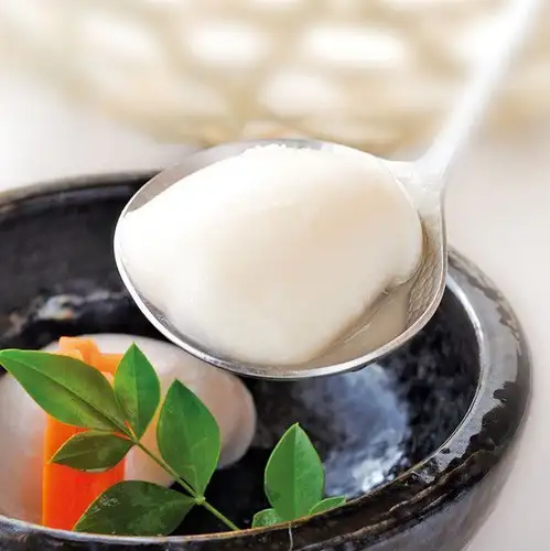 Shirako (cod milt in hot pot)
