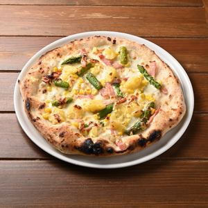 ピッツァバンビーノ～アスパラとコーンマヨ～