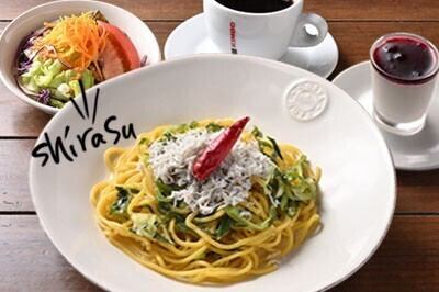 Weekday Set B (Mini salad, Choice of pasta or doria, Choice of dessert, Drink)