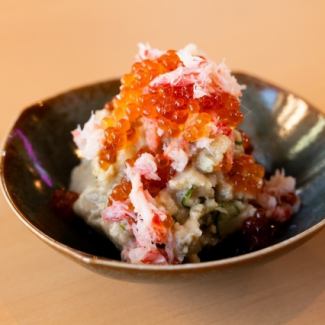 かにみそポテサラ いくら乗せ