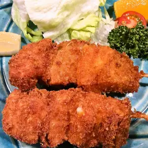 Pork tenderloin and onion kushikatsu *Price for one